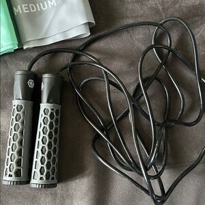 Set of Two Resistance Bands - Light Green and Gray